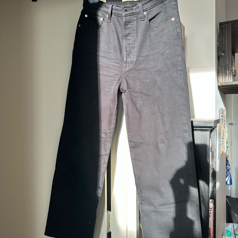 Levi's Women's Straight Ribcage Black Jeans